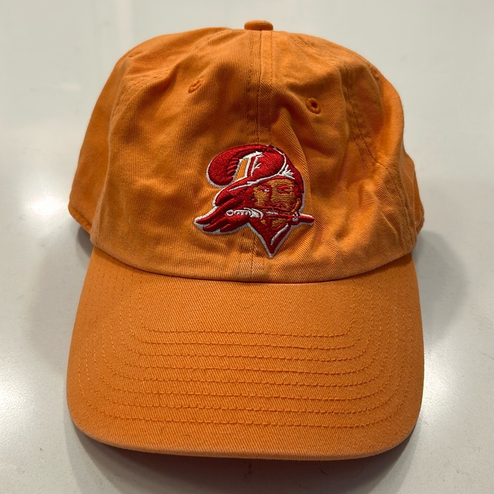 ‘47 Brand Tampa Bay Buccaneers Vintage Logo Baseball Cap